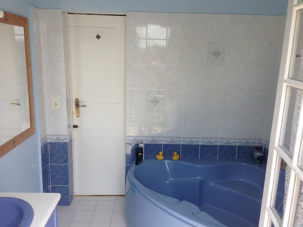 Arret Et Aller Bed & Breakfast Argagnon Стая снимка