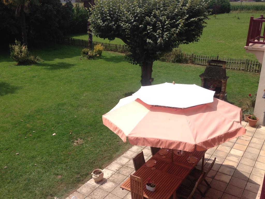 Arret Et Aller Bed & Breakfast Argagnon Екстериор снимка